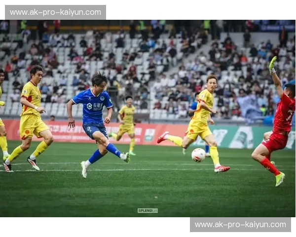 绿茵之上，风云再起：梅州客家与深圳的足球情缘